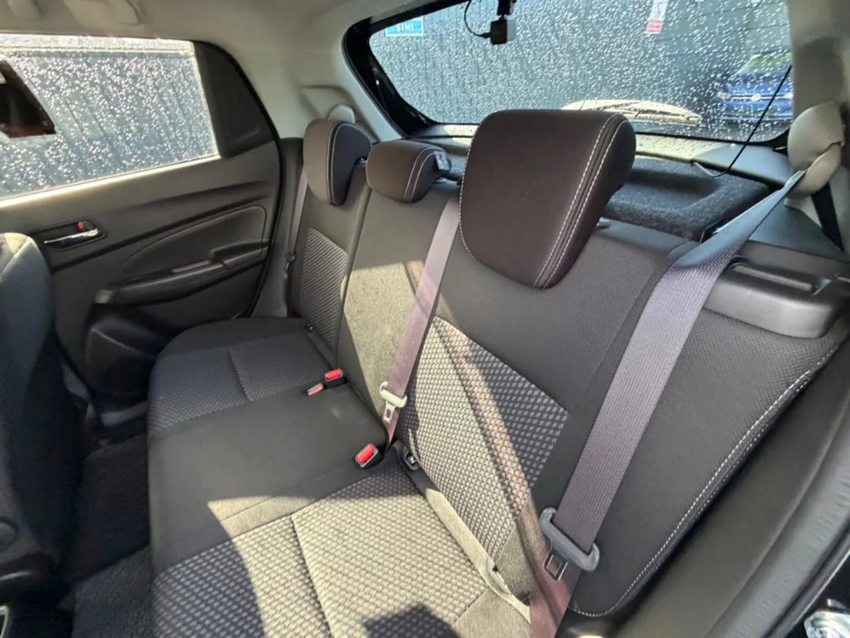Suzuki Swift Hatchback, Petrol, 2019, Black