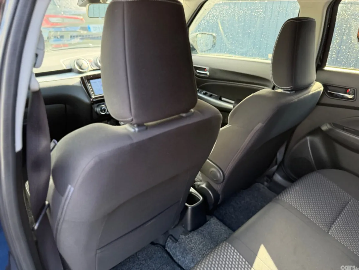 Suzuki Swift Hatchback, Petrol, 2019, Black