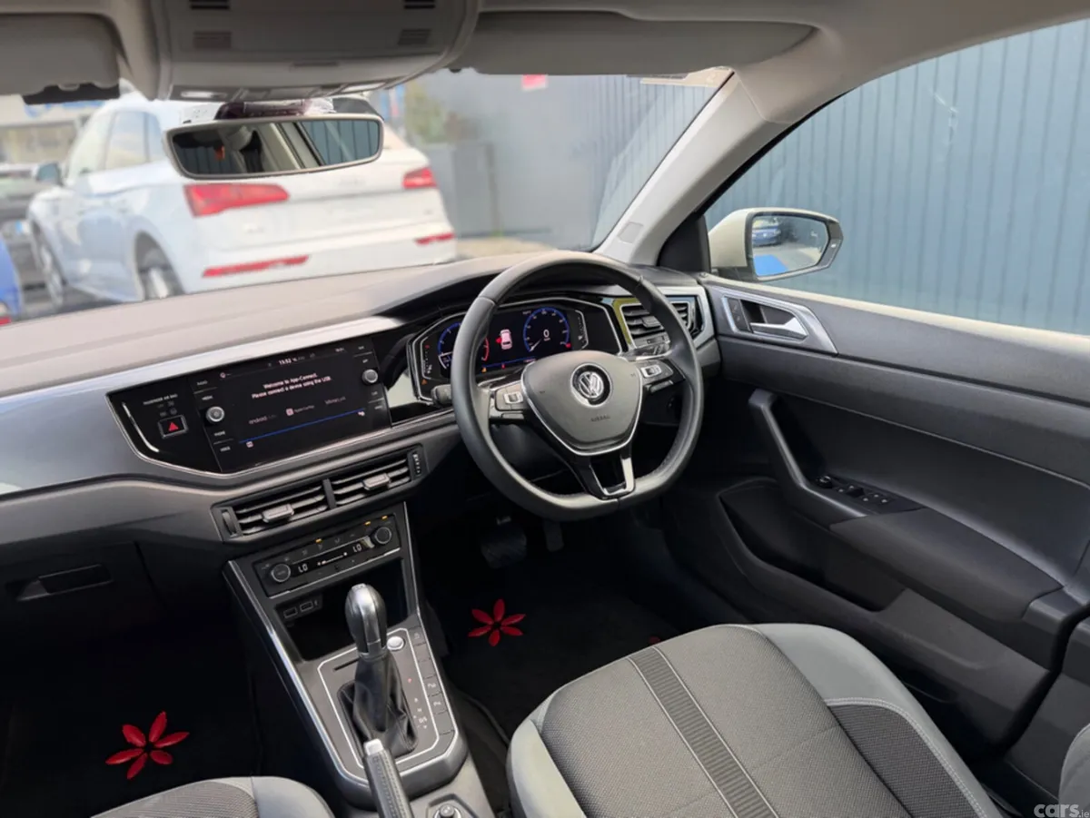 Volkswagen Polo Hatchback, Petrol, 2019, Silver