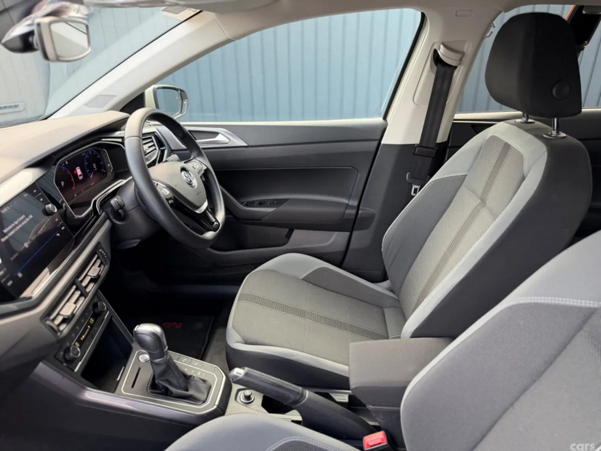 Volkswagen Polo Hatchback, Petrol, 2019, Silver