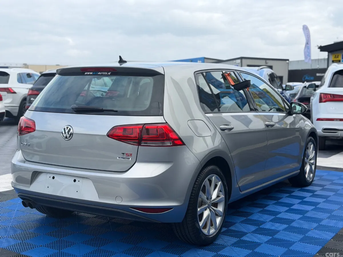 Volkswagen Golf Hatchback, Petrol, 2016, Silver