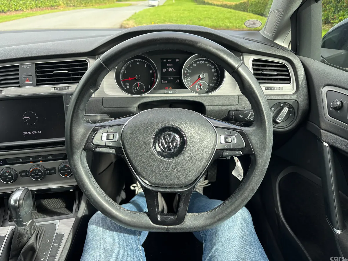 Volkswagen Golf Hatchback, Petrol, 2014, Blue