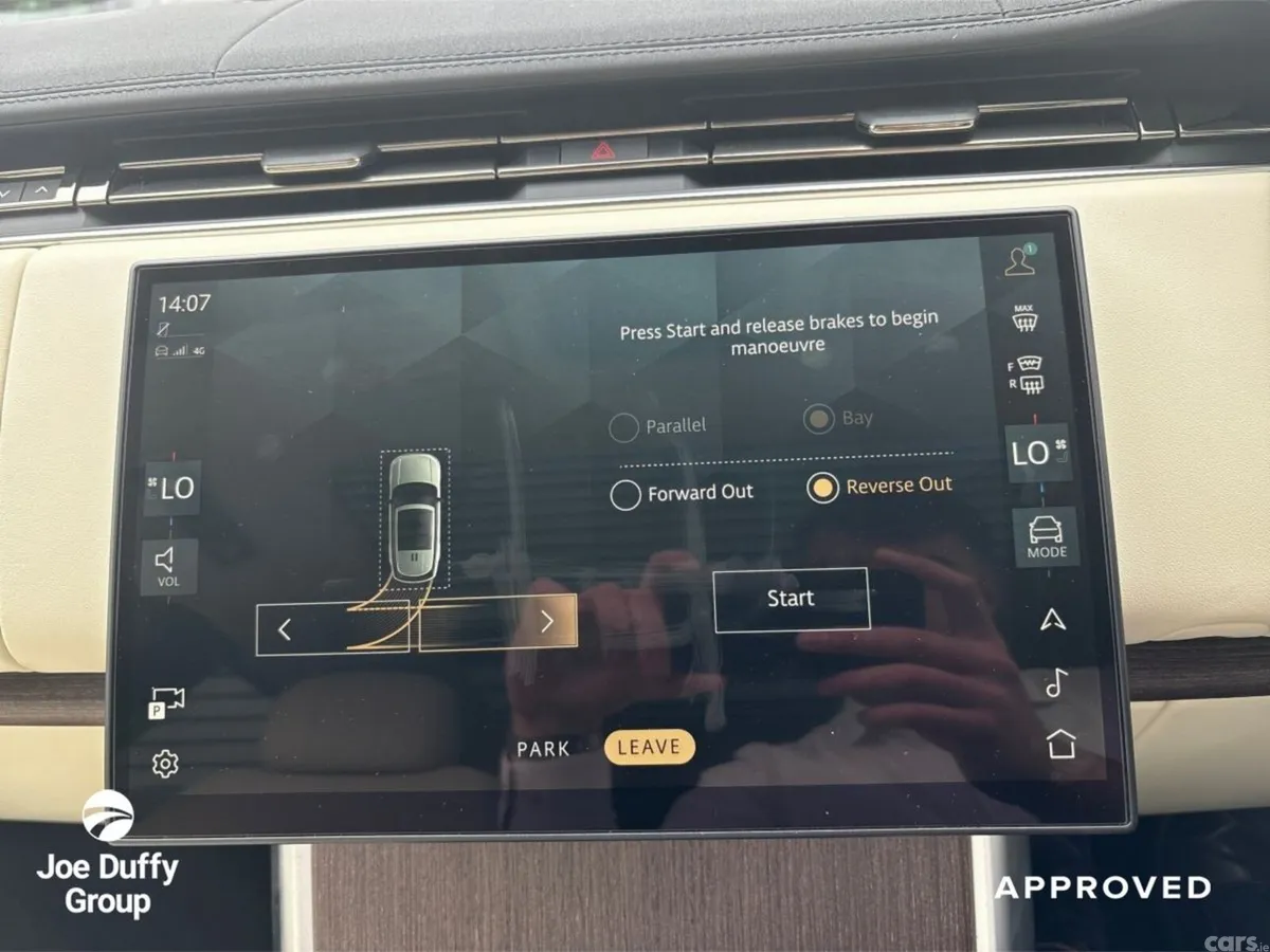 Land Rover Range Rover *SOLD* 3.0 I6 PHEV SE P460, Swords