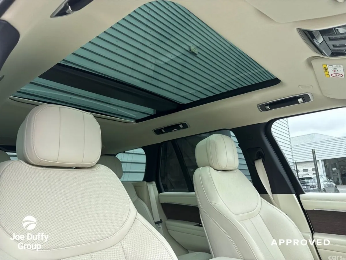 Land Rover Range Rover *SOLD* 3.0 I6 PHEV SE P460, Swords