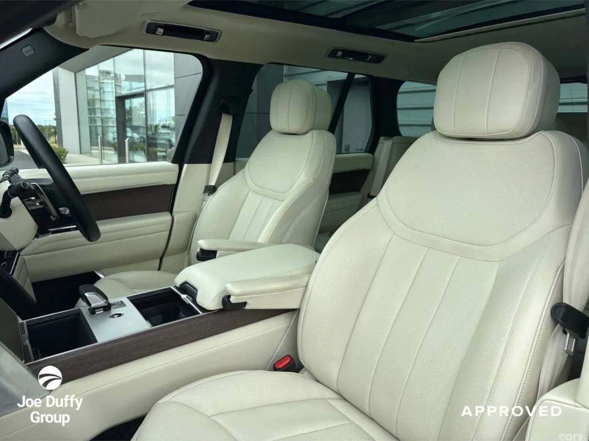 Land Rover Range Rover *SOLD* 3.0 I6 PHEV SE P460, Swords