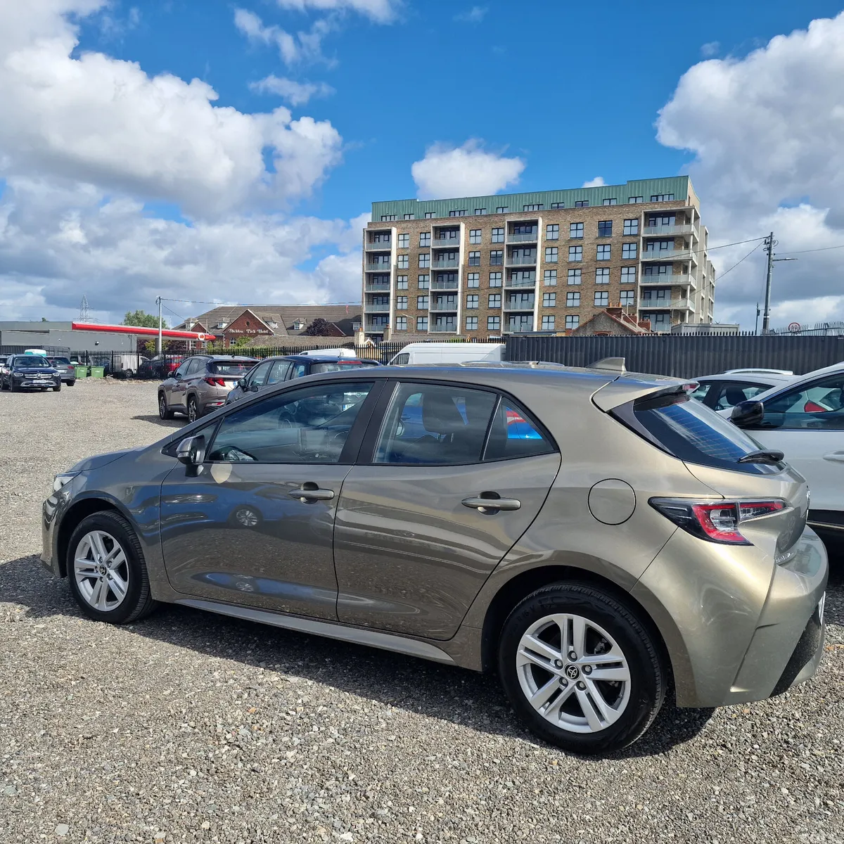Toyota Corolla Hatchback, Petrol Hybrid, 2023, Green