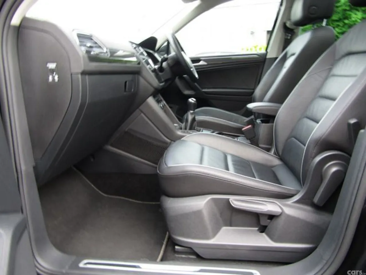 Volkswagen Tiguan Estate, Diesel, 2020, Black