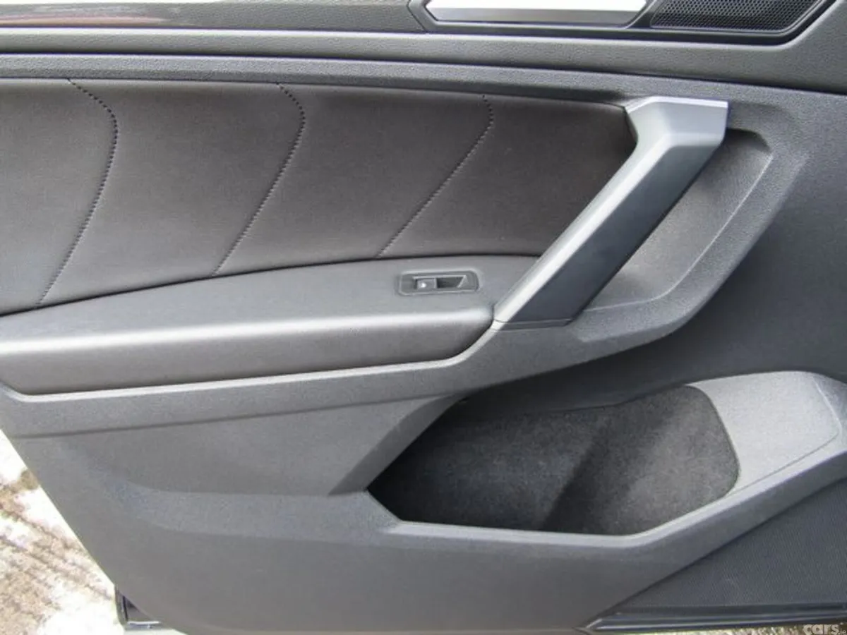 Volkswagen Tiguan Estate, Diesel, 2020, Black