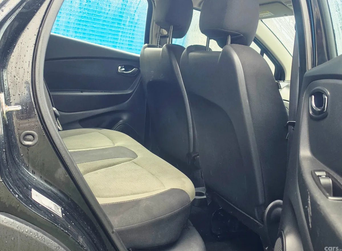 Renault Captur Hatchback, Diesel, 2015, Black