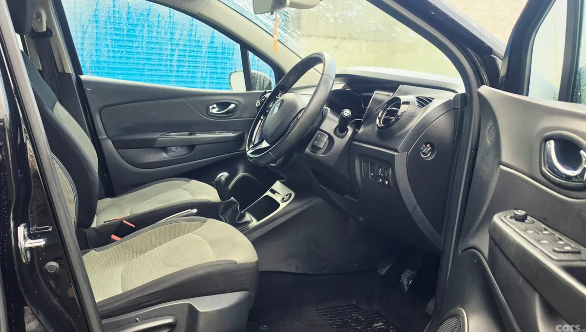 Renault Captur Hatchback, Diesel, 2015, Black