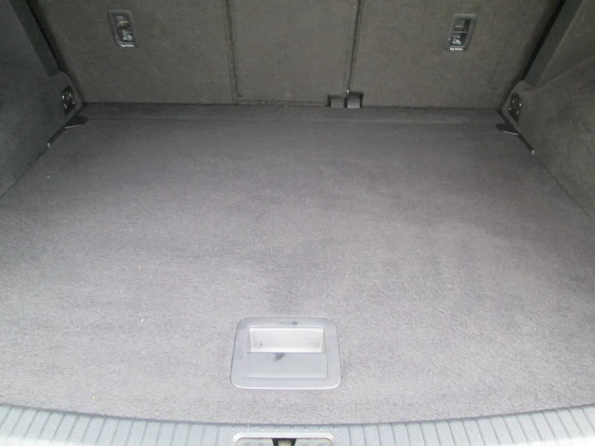 Volkswagen Tiguan SUV, Diesel, 2017, Silver