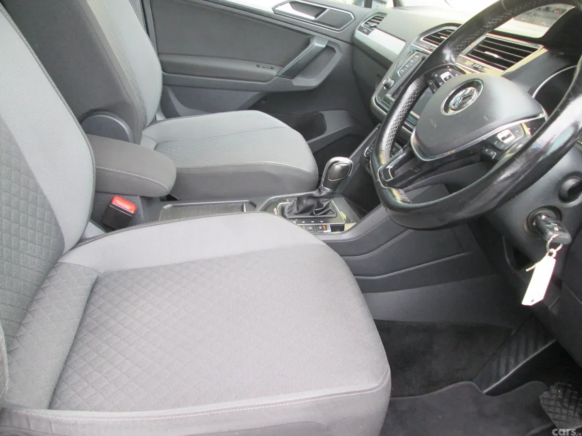 Volkswagen Tiguan SUV, Diesel, 2017, Silver