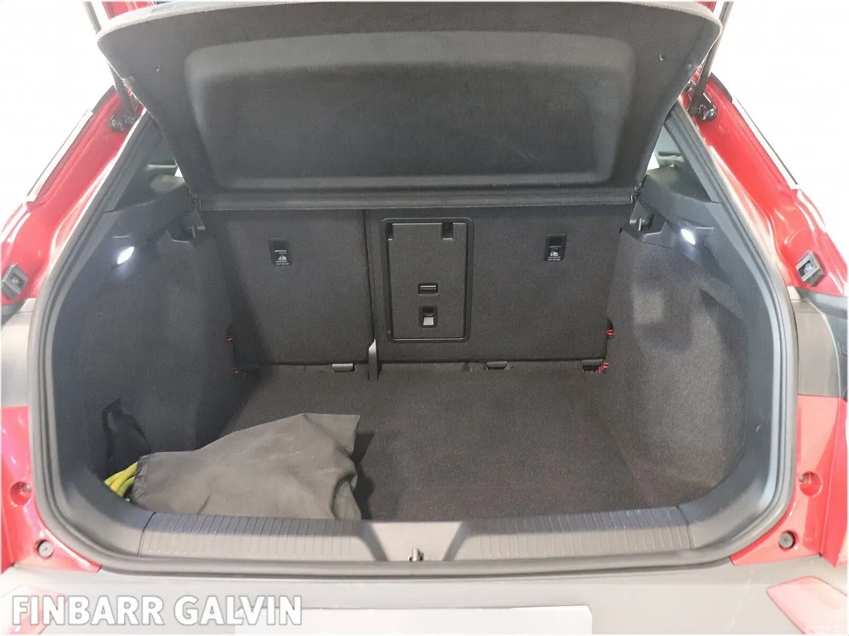 Volkswagen ID.4 Estate, Electric, 2023, Red