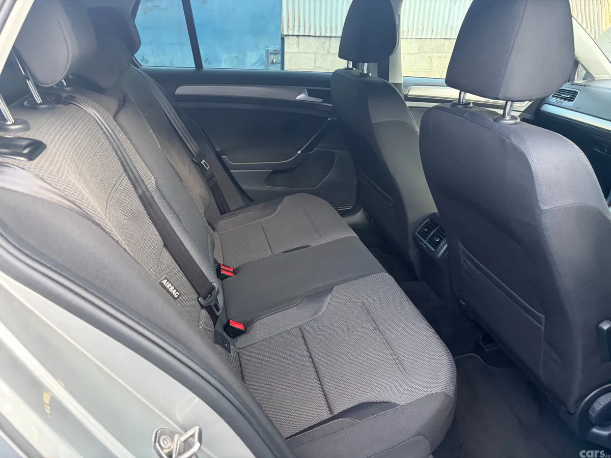 Volkswagen Golf Hatchback, Petrol, 2015, Grey