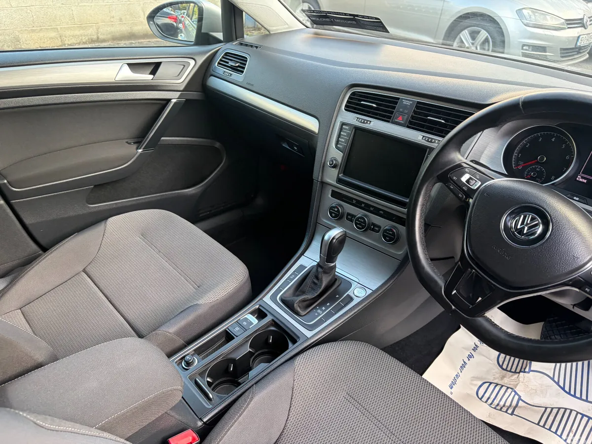 Volkswagen Golf Hatchback, Petrol, 2015, Grey