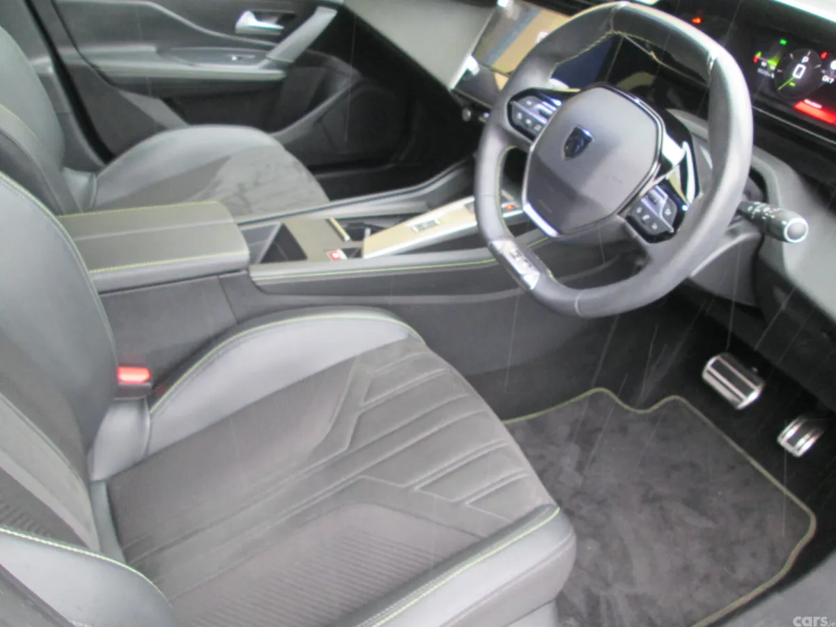 Peugeot 408 Hatchback, Petrol, 2024, Grey