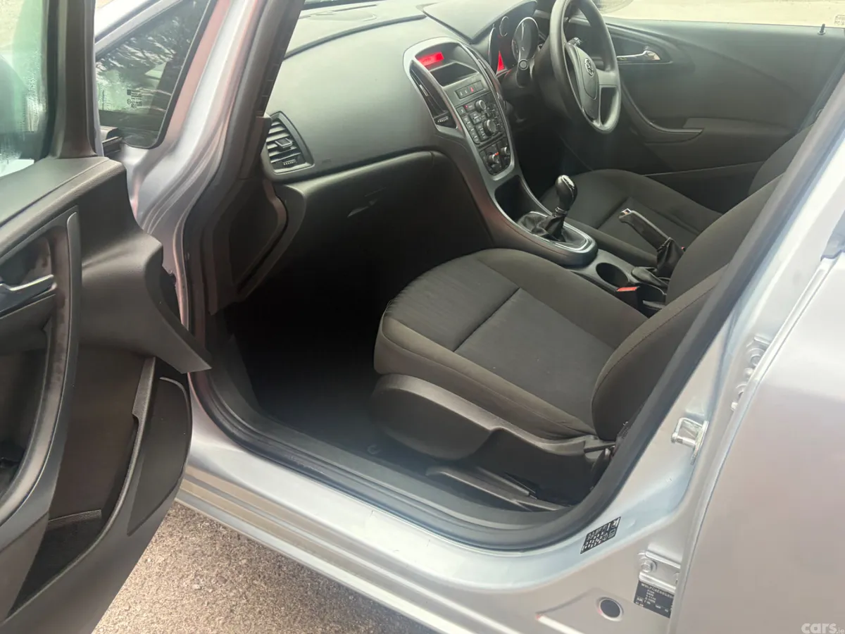 Opel Astra Estate, Diesel, 2016, Silver