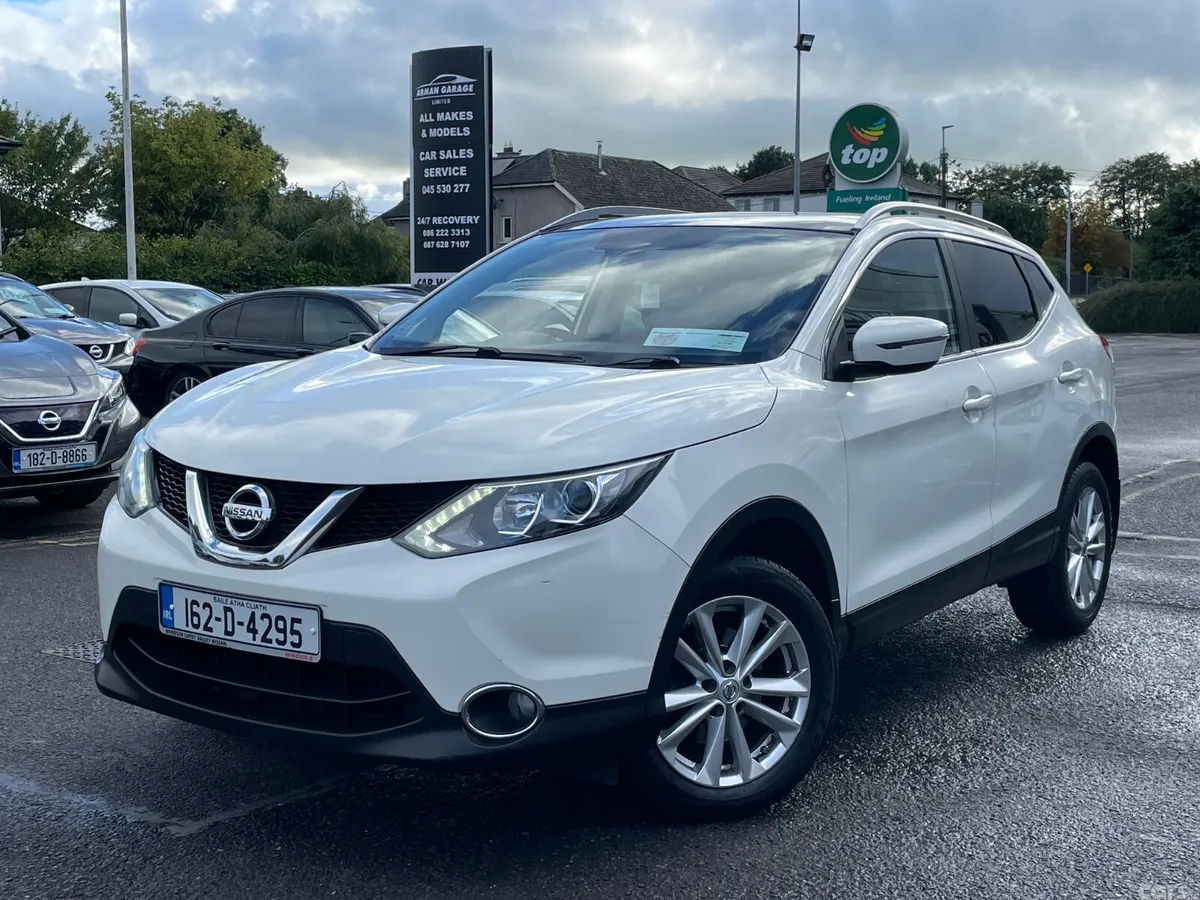 Nissan Qashqai Hatchback, Diesel, 2016, White