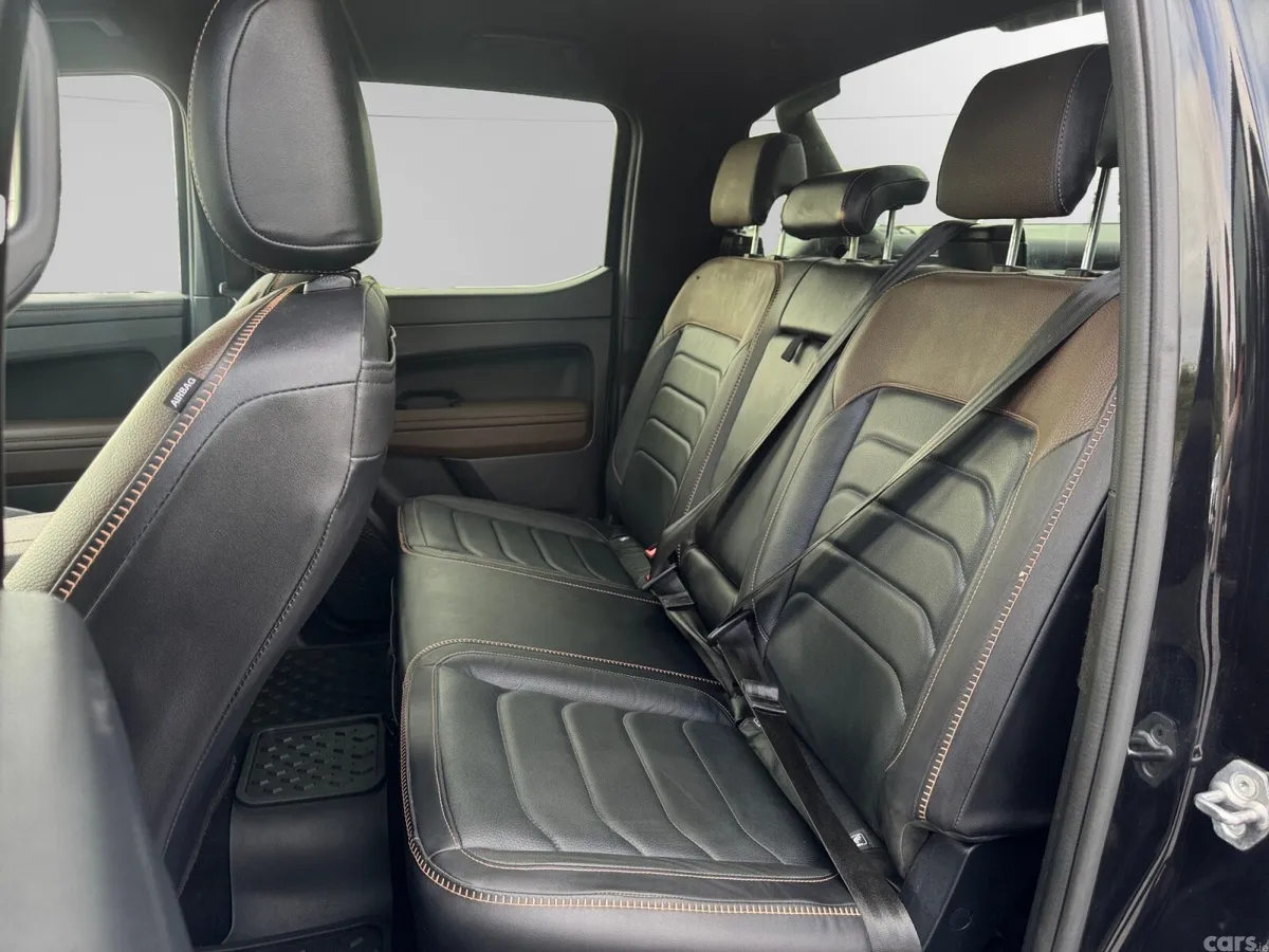 Volkswagen Amarok Pick Up, Diesel, 2024, Black