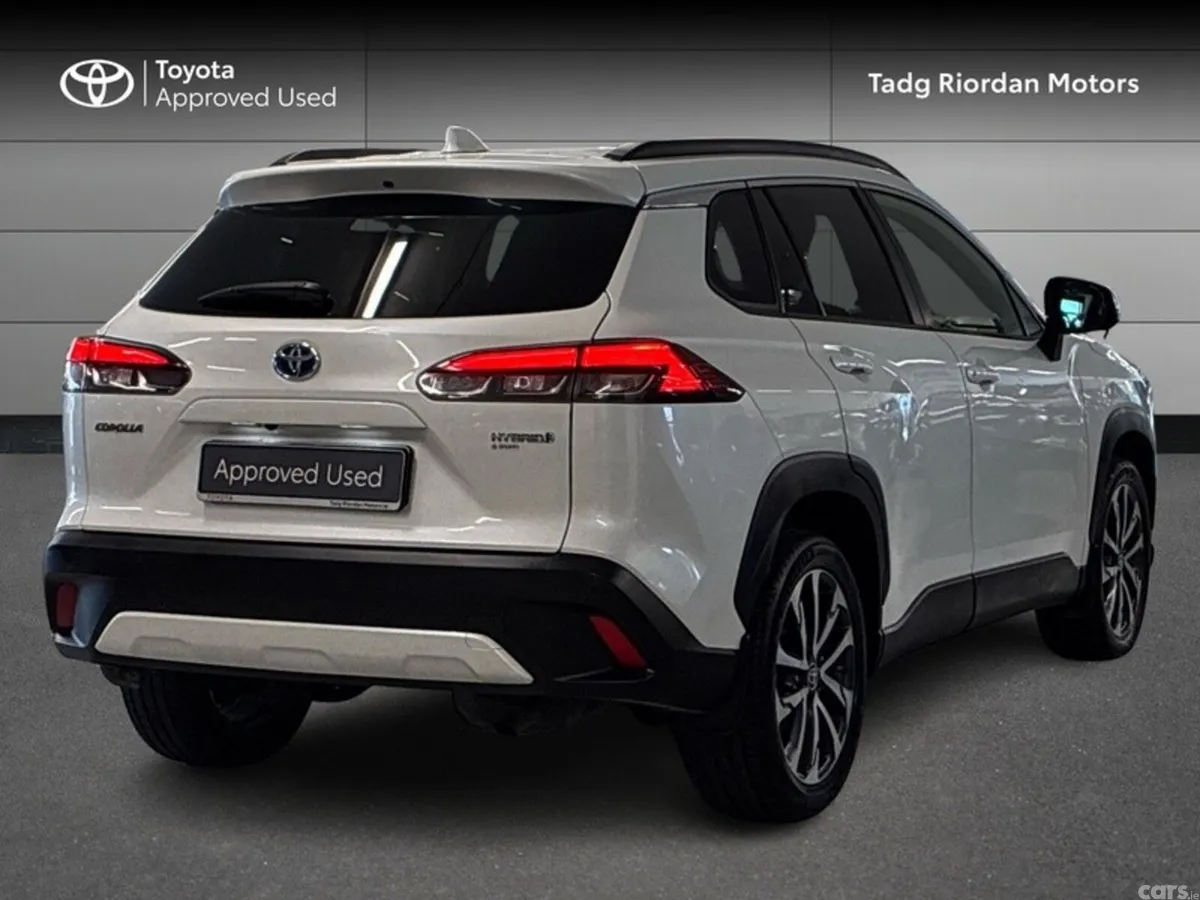 Toyota Corolla Cross SUV, Petrol Hybrid, 2023, White