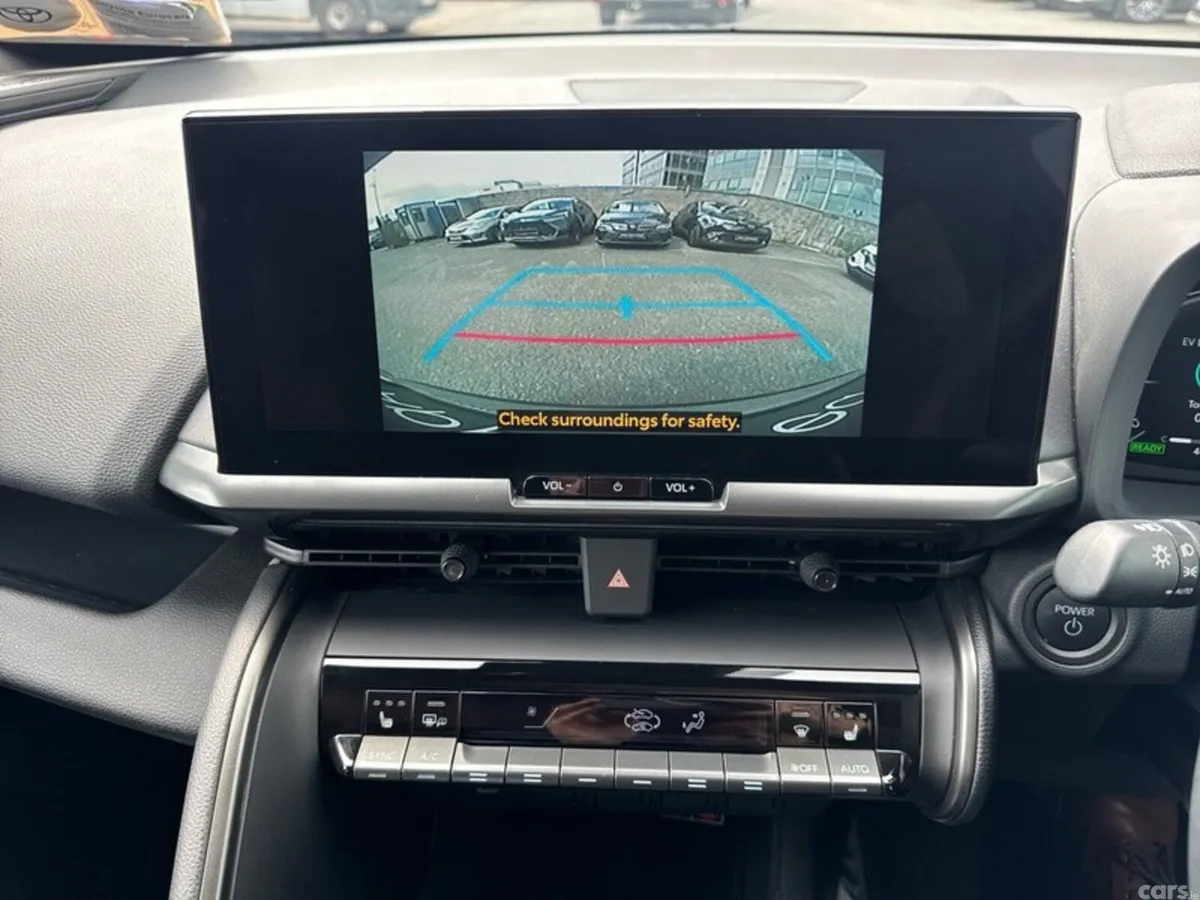 Toyota C-HR SUV, Petrol Hybrid, 2024, Silver