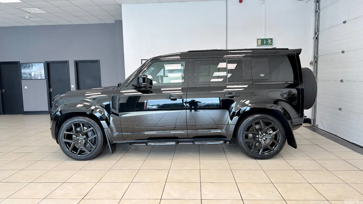 Land Rover Defender SUV, Petrol Hybrid, 2023, Black