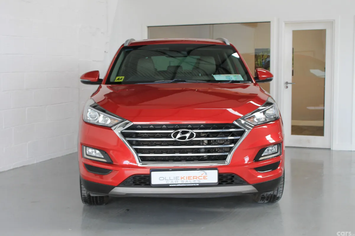 Hyundai Tucson SUV, Diesel, 2019, Red