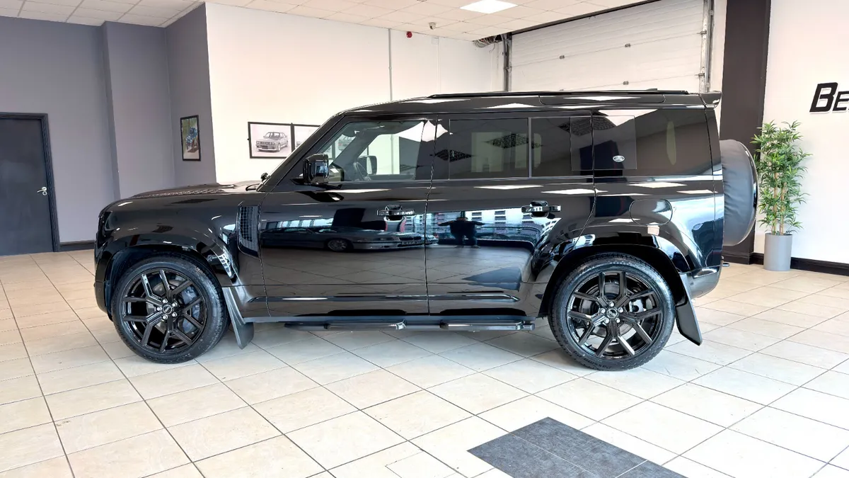 Land Rover Defender SUV, Petrol Hybrid, 2023, Black