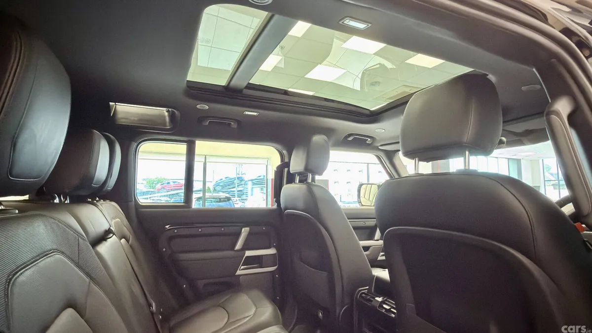 Land Rover Defender SUV, Petrol Hybrid, 2023, Black