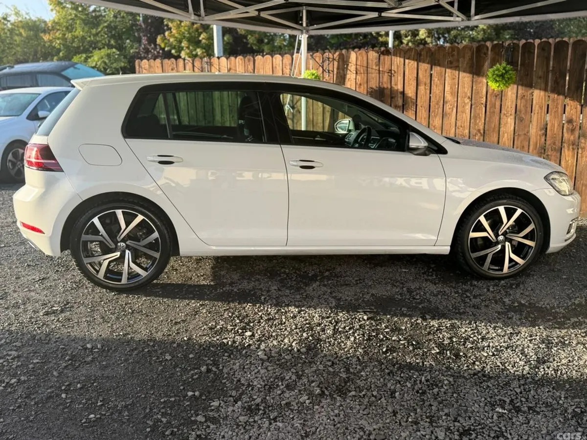 Volkswagen Golf Hatchback, Petrol, 2018, White