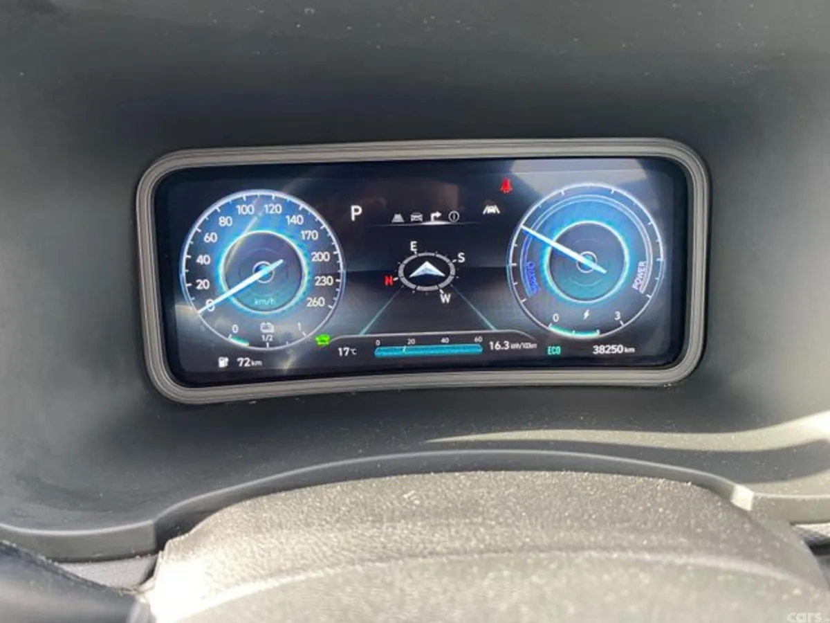 Hyundai KONA Hatchback, Electric, 2023, White