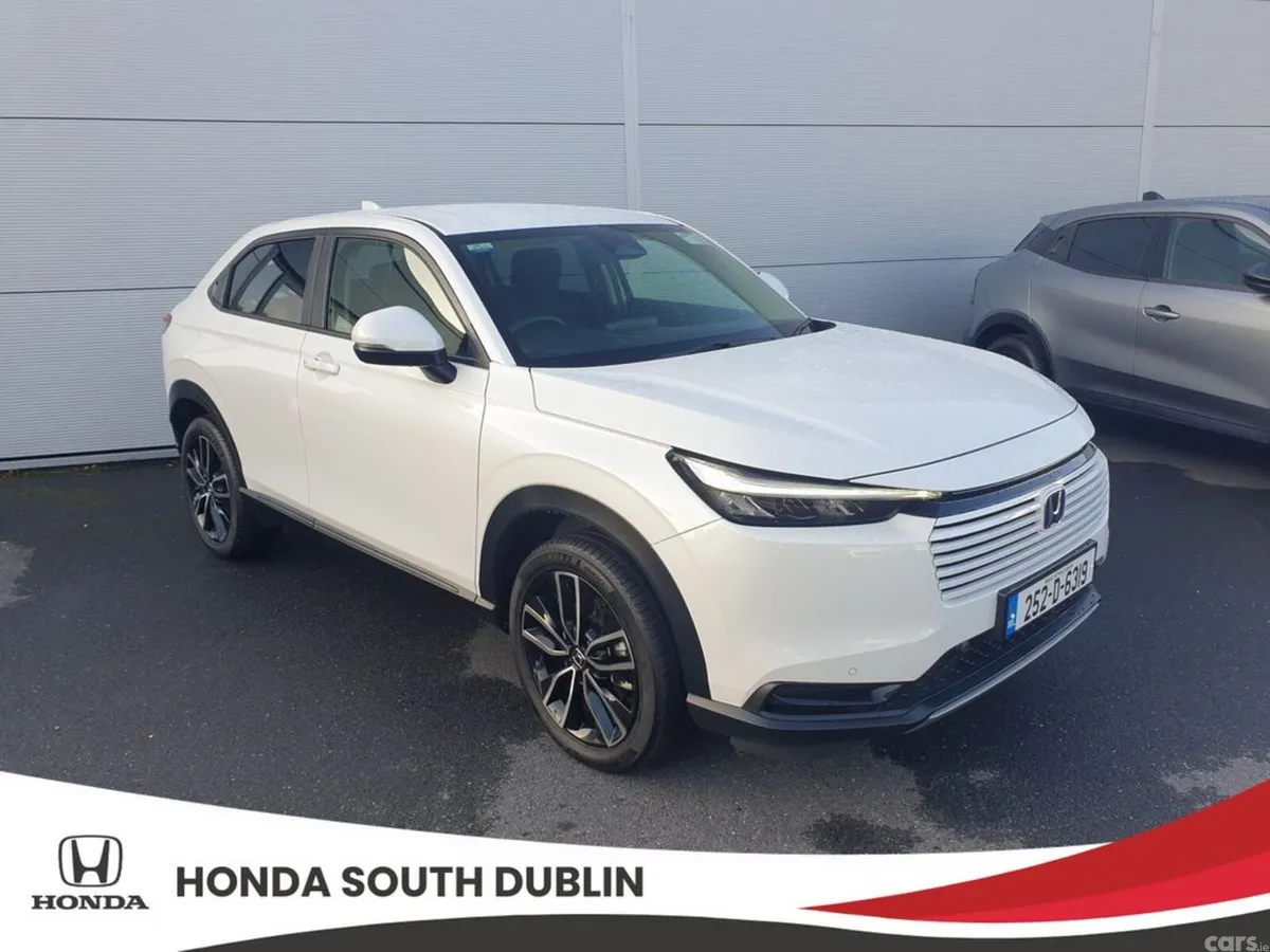 Honda HR-V Hatchback, Petrol Hybrid, 2025, White