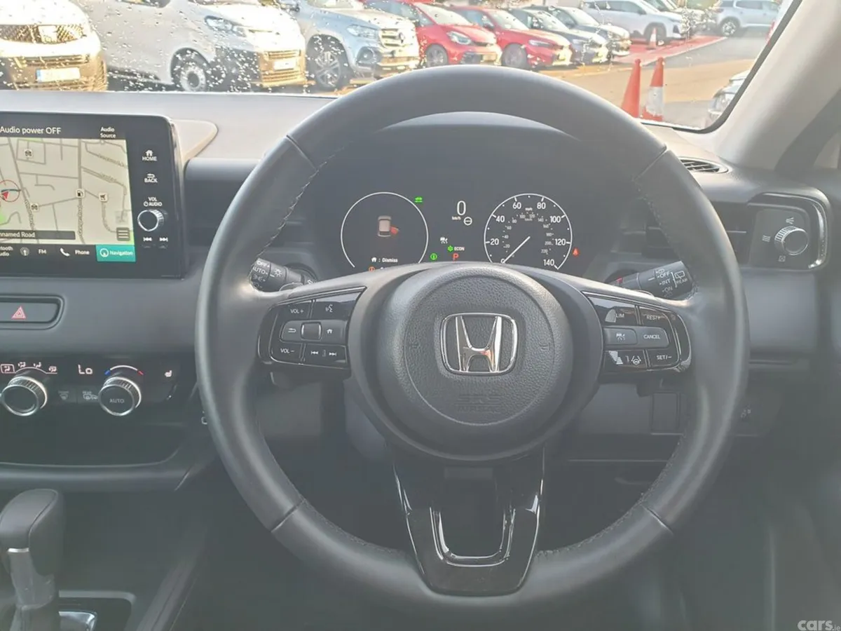 Honda HR-V Hatchback, Petrol Hybrid, 2025, White