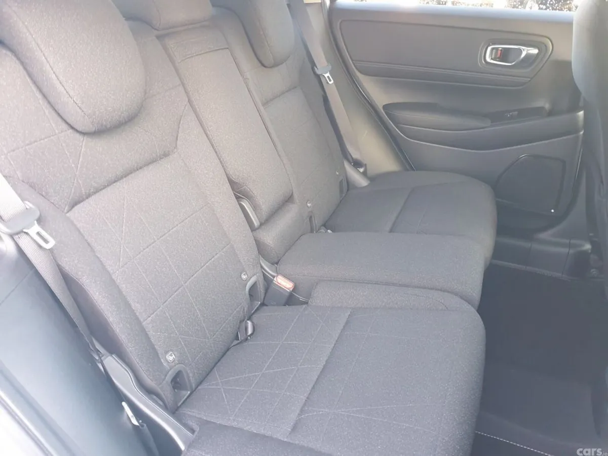 Honda HR-V Hatchback, Petrol Hybrid, 2025, White