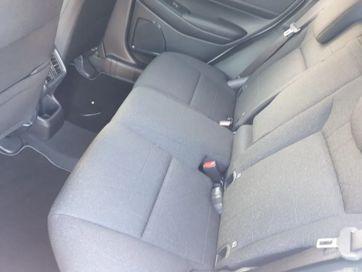 Honda HR-V Hatchback, Petrol Hybrid, 2025, White