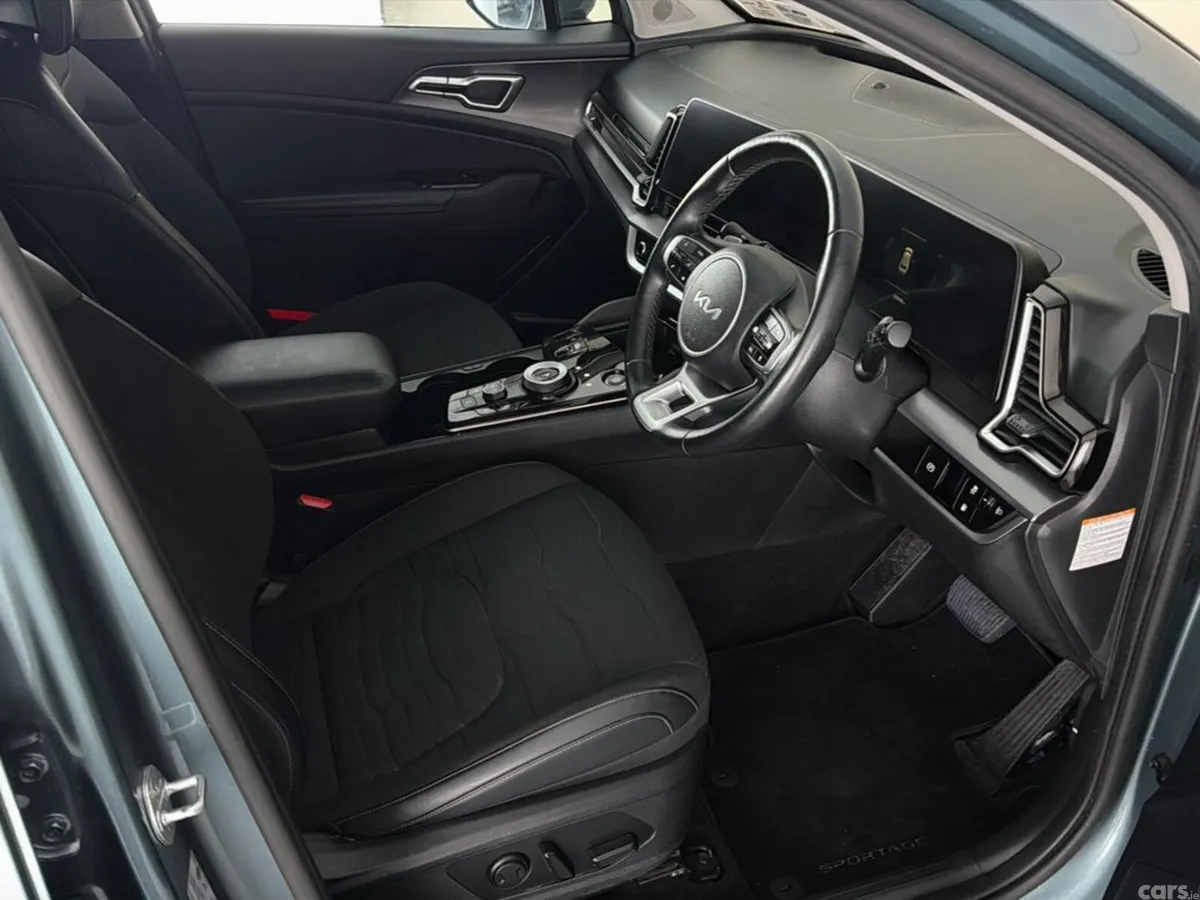 Kia Sportage MPV, Petrol Plug-in Hybrid, 2022, Grey