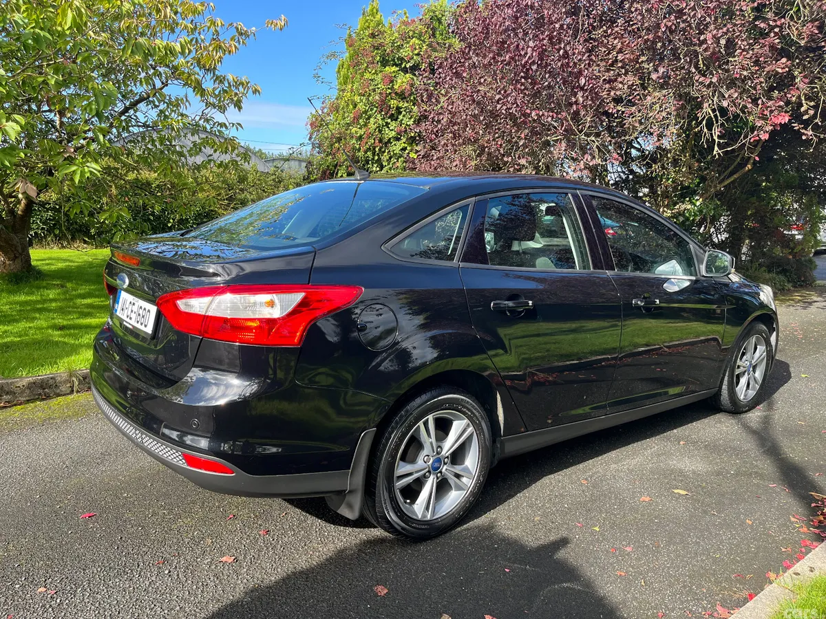 Ford Focus Saloon, Diesel, 2014, Black