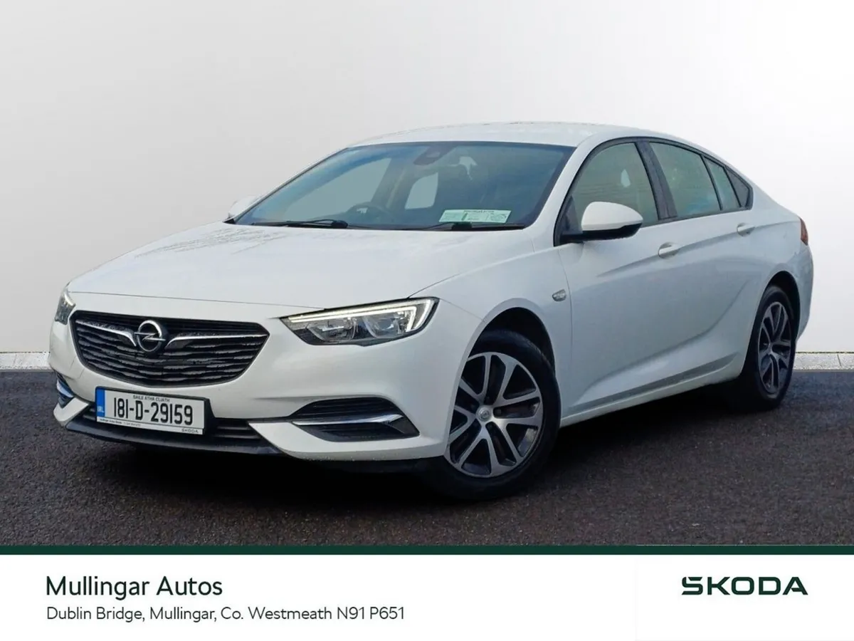 Opel Insignia Hatchback, Diesel, 2018, White