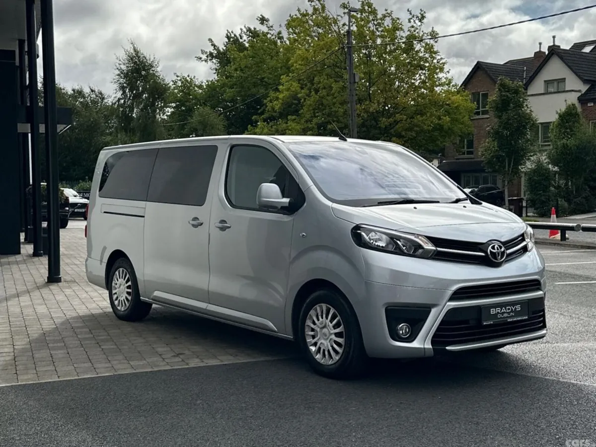 Toyota Proace MPV, Diesel, 2019, Silver