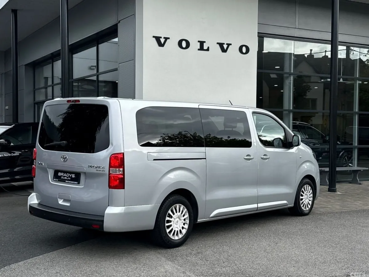 Toyota Proace MPV, Diesel, 2019, Silver