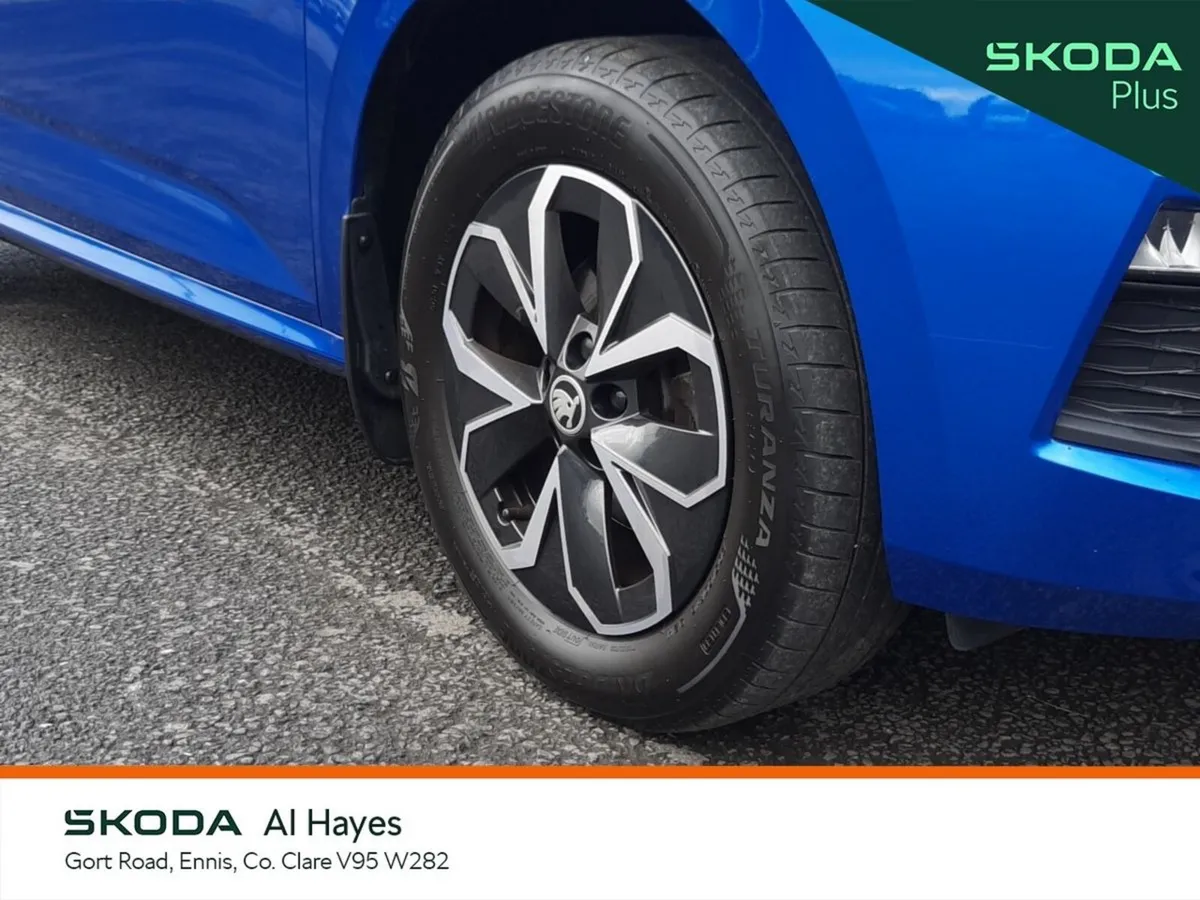 Skoda Kamiq SUV, Petrol, 2024, Blue