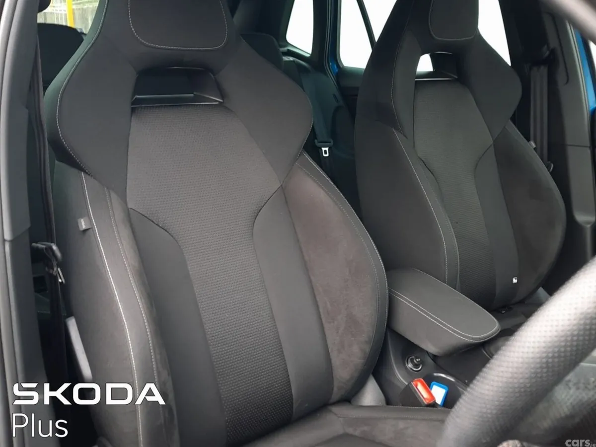 Skoda Kamiq SUV, Petrol, 2024, Blue