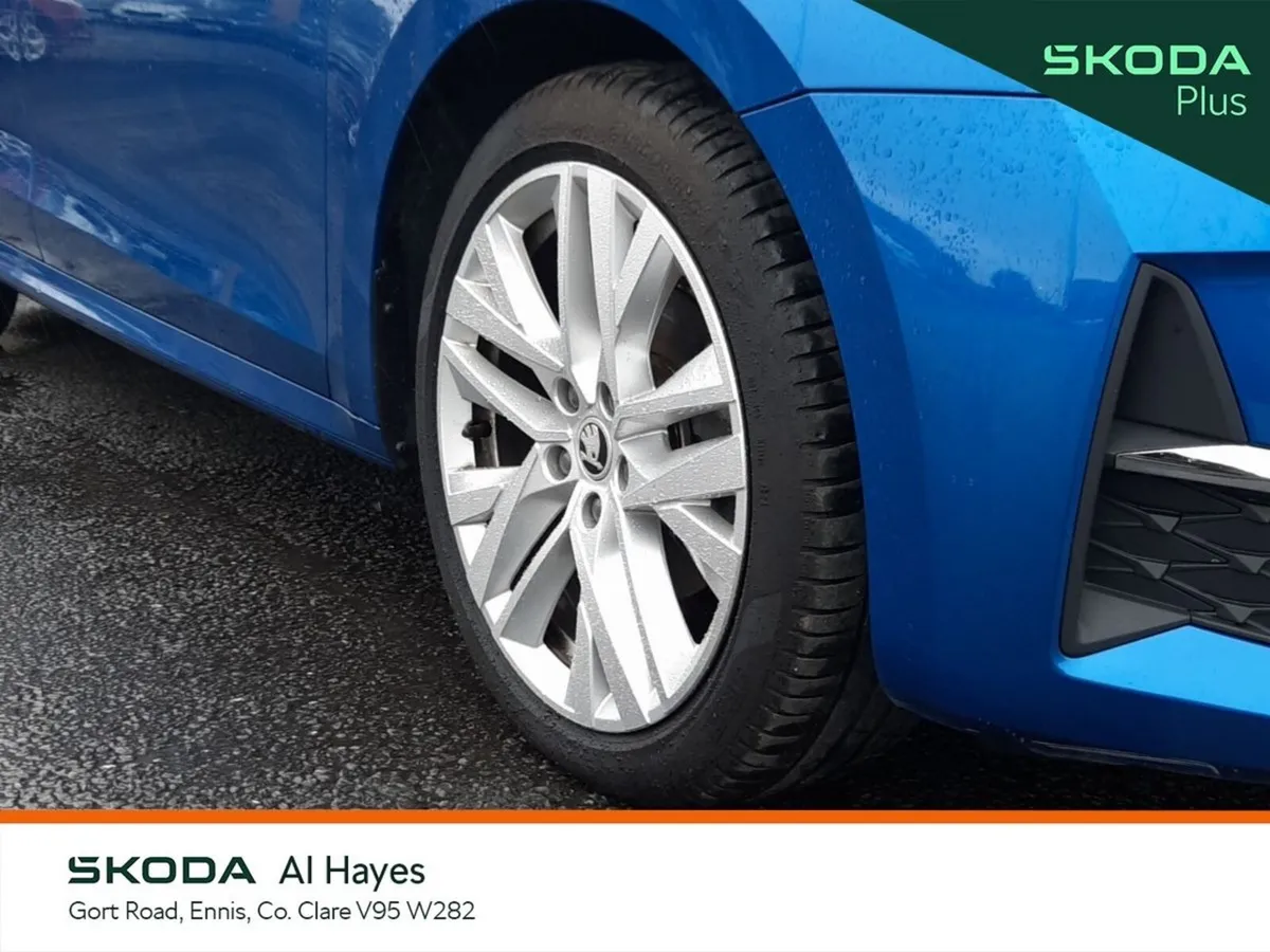 Skoda Octavia Estate, Diesel, 2025, Blue