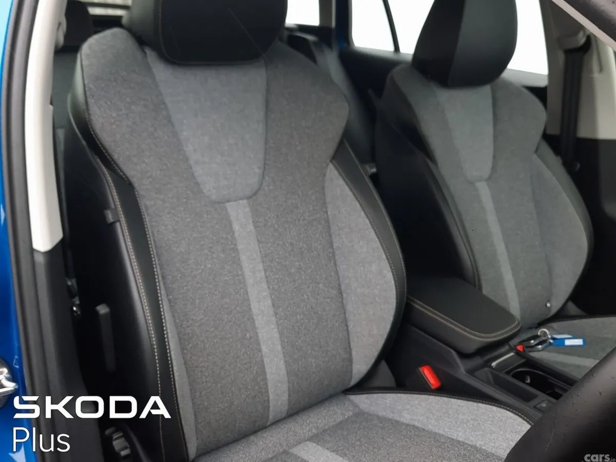 Skoda Octavia Estate, Diesel, 2025, Blue