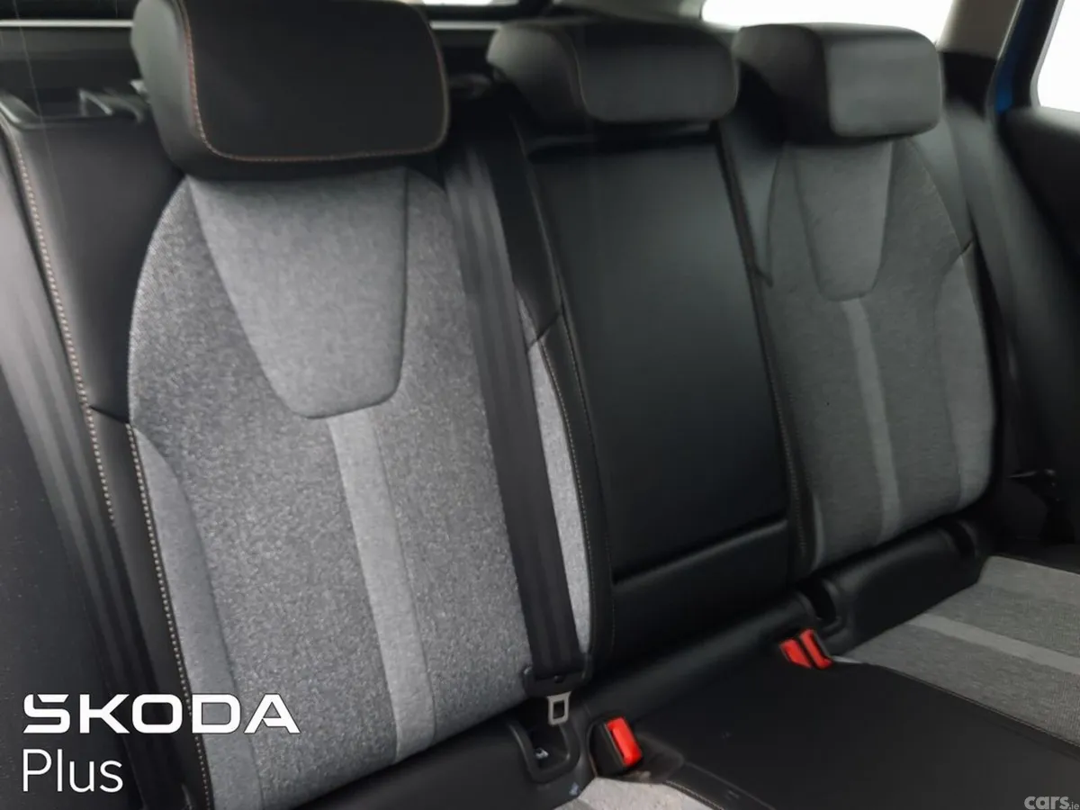 Skoda Octavia Estate, Diesel, 2025, Blue