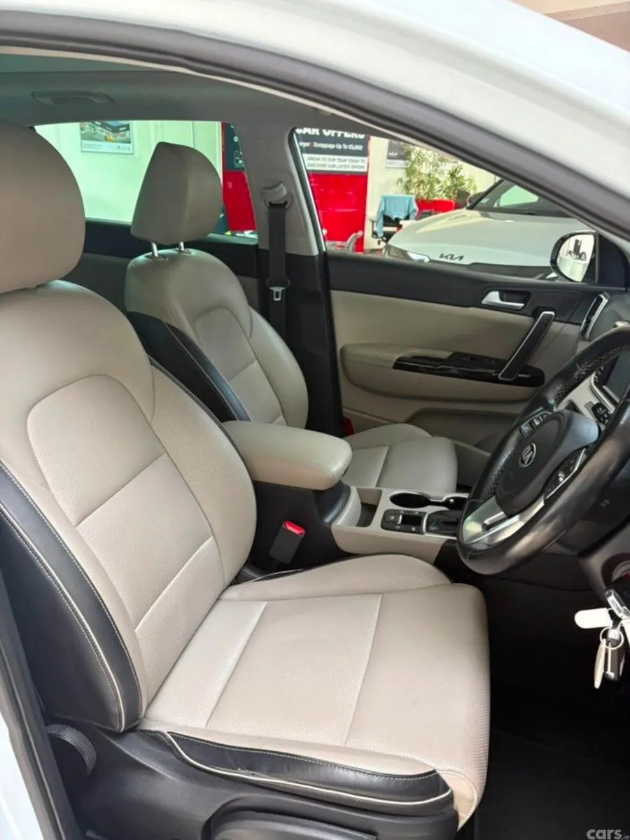 Kia Sportage SUV, Diesel, 2021, White
