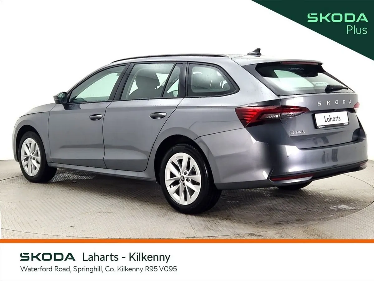 Skoda Octavia Estate, Diesel, 2026, Grey