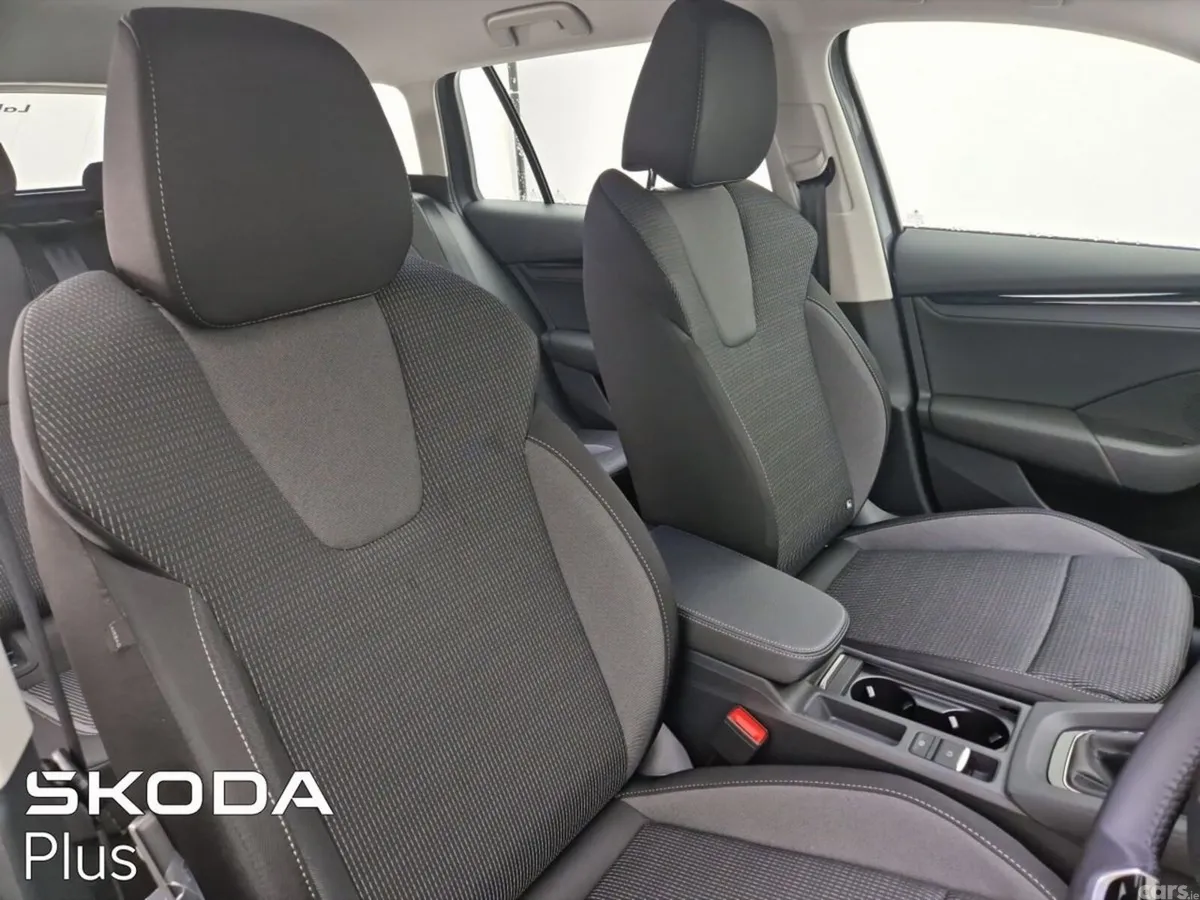 Skoda Octavia Estate, Diesel, 2026, Grey