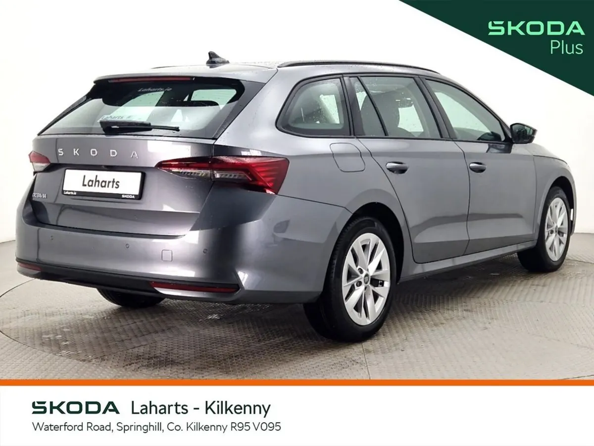 Skoda Octavia Estate, Diesel, 2026, Grey