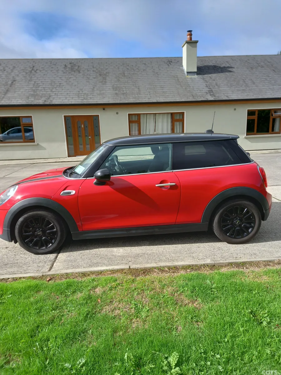 Mini Cooper Hatchback, Petrol, 2020, Red